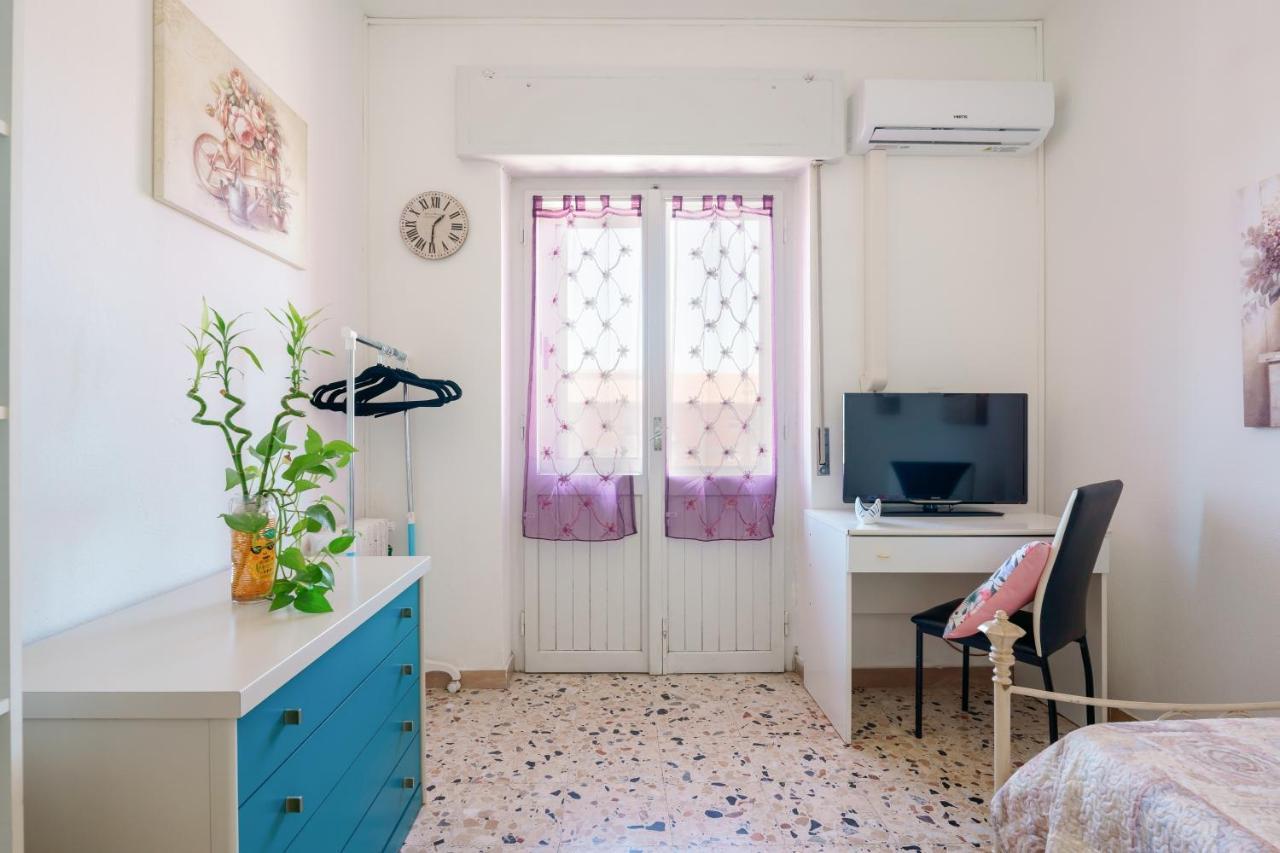 B&B Pothos - Eng Ita - Air Conditioning Wi-Fi Fridge Netflix Local Guide - Aria Condizionata, Frigo, Internet, Guida Locale Cagliari Eksteriør billede