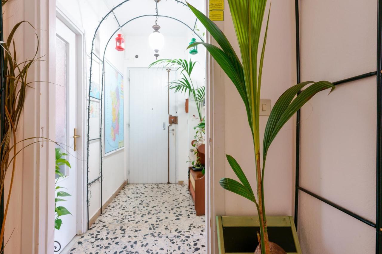 B&B Pothos - Eng Ita - Air Conditioning Wi-Fi Fridge Netflix Local Guide - Aria Condizionata, Frigo, Internet, Guida Locale Cagliari Eksteriør billede