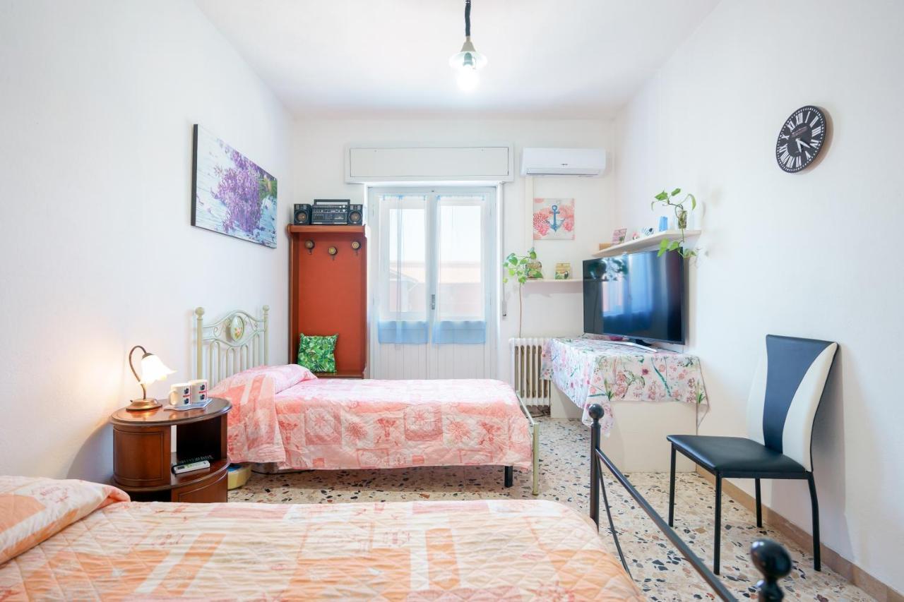 B&B Pothos - Eng Ita - Air Conditioning Wi-Fi Fridge Netflix Local Guide - Aria Condizionata, Frigo, Internet, Guida Locale Cagliari Eksteriør billede