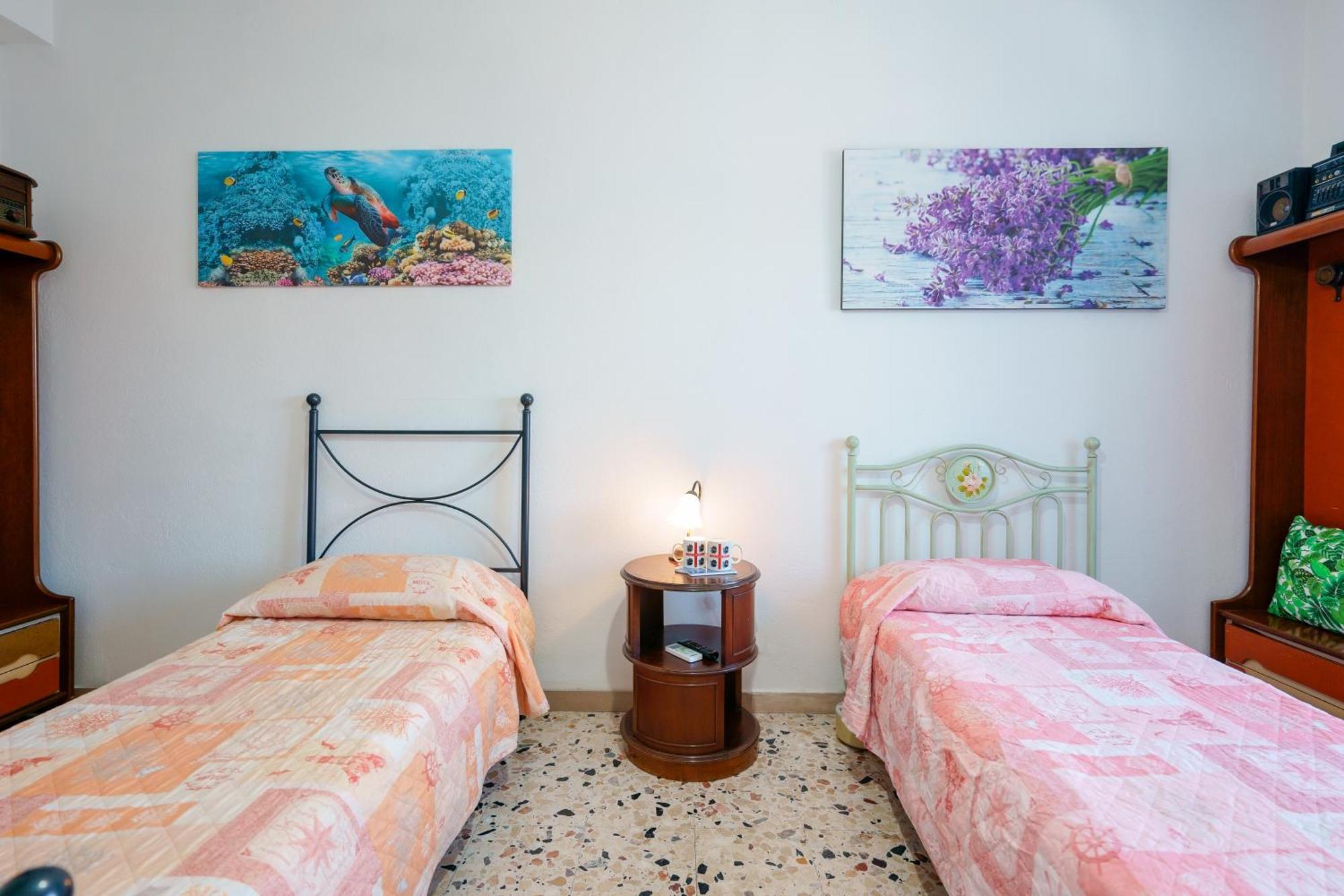 B&B Pothos - Eng Ita - Air Conditioning Wi-Fi Fridge Netflix Local Guide - Aria Condizionata, Frigo, Internet, Guida Locale Cagliari Eksteriør billede